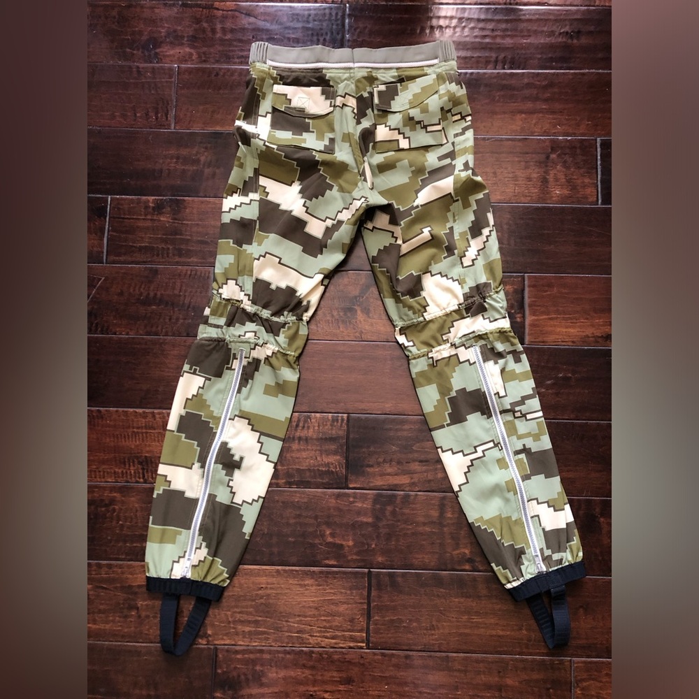 Green and Black Cargo Pants with Tapered Jogger Style - Picture 2 of 6